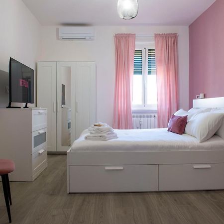 Lev Apartment Рим Екстериор снимка