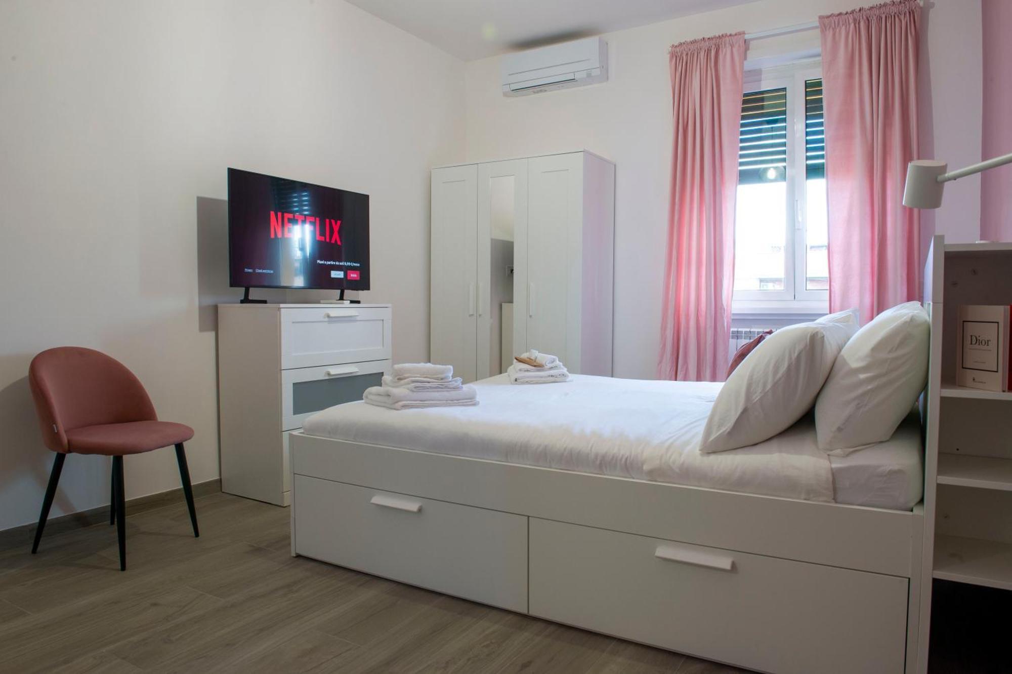 Lev Apartment Рим Екстериор снимка