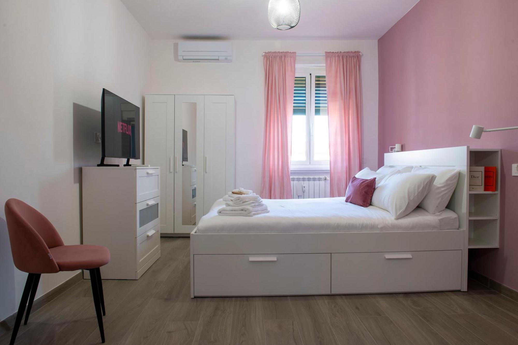 Lev Apartment Рим Екстериор снимка